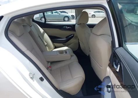 2017 Nissan Maxima 3.5 Platinum z USA, uszkodzony, nr VIN 1N4AA6AP9HC406150